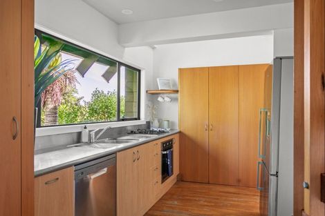 Photo of property in 8 Makorori Beach Road, Makorori, Gisborne, 4073