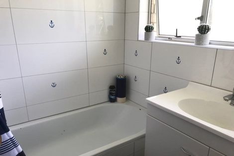 Photo of property in 1/6 Finchley Road, Torbay, Auckland, 0632