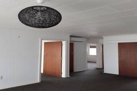 Photo of property in 5/6 Russell Street, Feilding, 4702