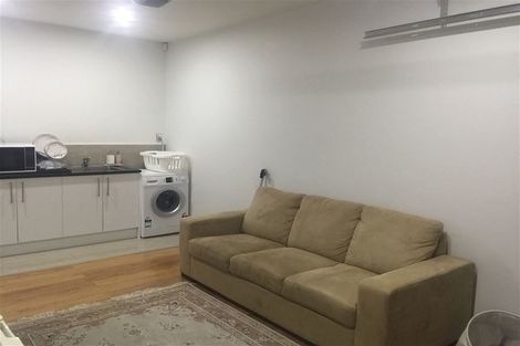 Photo of property in 10c Carlos Drive, Flat Bush, Auckland, 2016