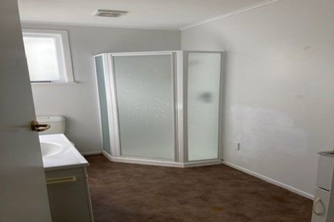 Photo of property in 108 Onepu Road, Lyall Bay, Wellington, 6022