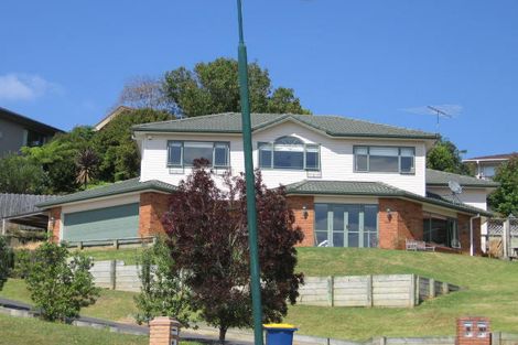 Photo of property in 10 Sherwood Grove, Northcross, Auckland, 0630