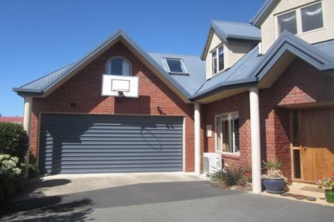 Photo of property in 7 Nortons Road, Avonhead, Christchurch, 8042