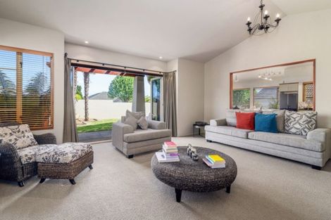 Photo of property in 3 Hayward Rise, Owhata, Rotorua, 3010