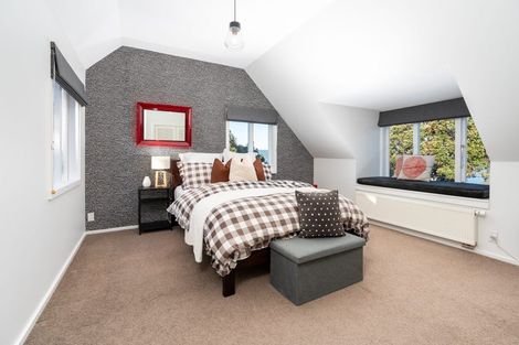 Photo of property in 34 Seatoun Heights Road, Seatoun, Wellington, 6022