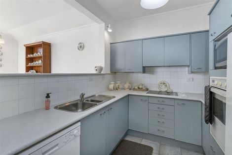 Photo of property in 1/49 Sale Street, Cockle Bay, Auckland, 2014