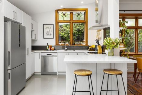 Photo of property in 8 Veronica Street, Brooklyn, Wellington, 6021