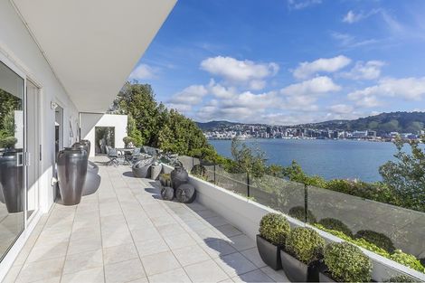 Photo of property in 2/11 Maida Vale Road, Roseneath, Wellington, 6011