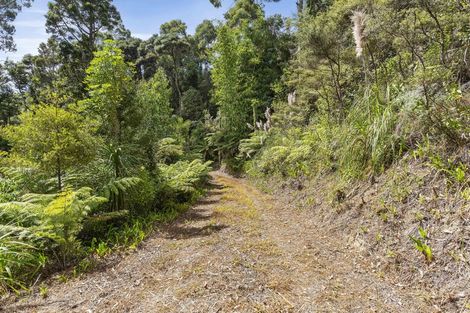 Photo of property in 54 Crows Road, Swanson, Auckland, 0614