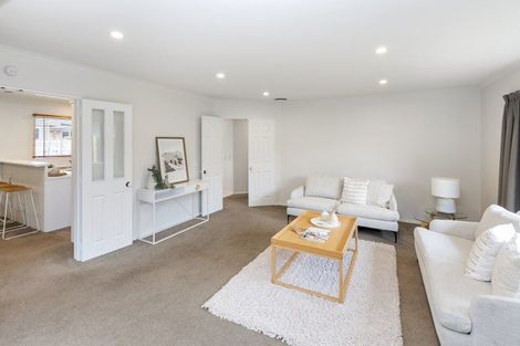 Photo of property in 1/129 Avonhead Road, Avonhead, Christchurch, 8042