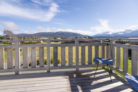 Photo of property in 17 Cunaris Way, Te Anau, 9600
