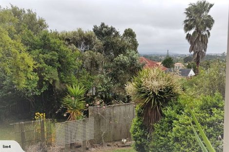 Photo of property in 31 Gilfillan Street, Blockhouse Bay, Auckland, 0600