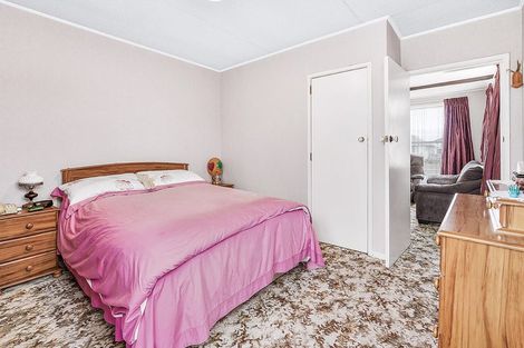 Photo of property in 22 Paul Crescent, Fairfield, Hamilton, 3214