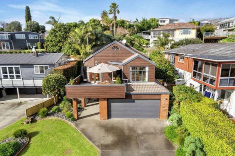 Photo of property in 20a Evelyn Road, Cockle Bay, Auckland, 2014