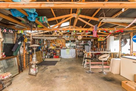 Photo of property in 68 Hinau Street, Castlecliff, Whanganui, 4501