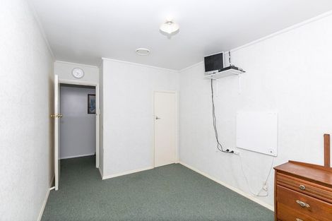 Photo of property in 17 Pollen Crescent, Melville, Hamilton, 3206