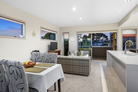 Photo of property in 15 Devoy Drive, Owhata, Rotorua, 3010