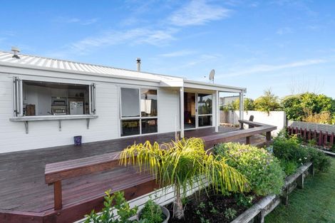 Photo of property in 18 Hinemoa Terrace, Tairua, 3508