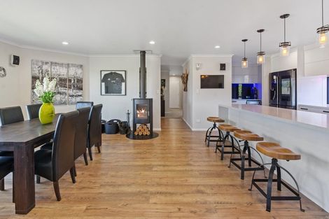 Photo of property in 20 Maddies Road, Kaukapakapa, 0873