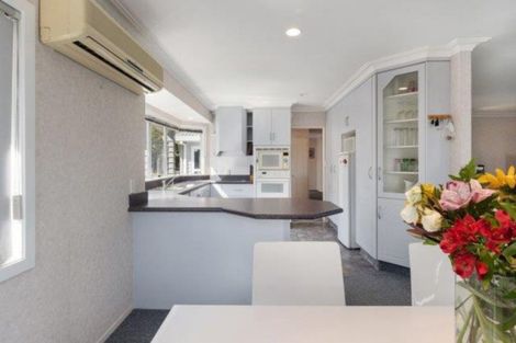 Photo of property in 37 Philomel Crest, Welcome Bay, Tauranga, 3112