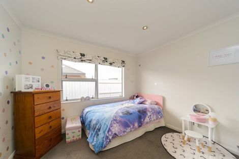 Photo of property in 20 Rosalie Terrace, Kelvin Grove, Palmerston North, 4414