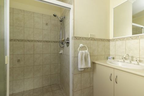 Photo of property in 43 Thames Road, Paeroa, 3600