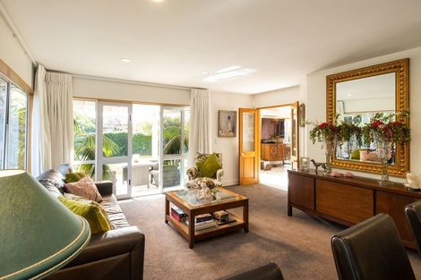 Photo of property in 50 Park Road, Greenmeadows, Napier, 4112