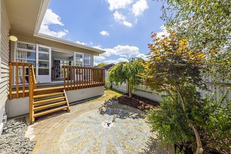 Photo of property in 30a Holland Street, Pukekohe, 2120