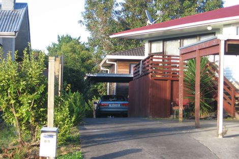 Photo of property in 2/8 Locket Road, Glenfield, Auckland, 0629