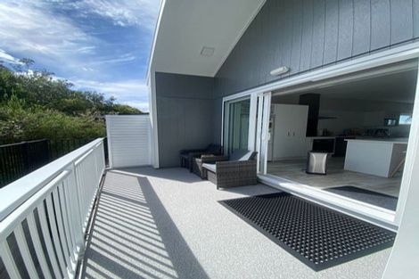 Photo of property in 5 Tai Lane, Whitby, Porirua, 5024