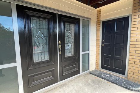 Photo of property in 65 Dundale Avenue, Blockhouse Bay, Auckland, 0600