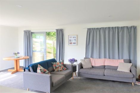 Photo of property in 8a Homebush Road, Khandallah, Wellington, 6035