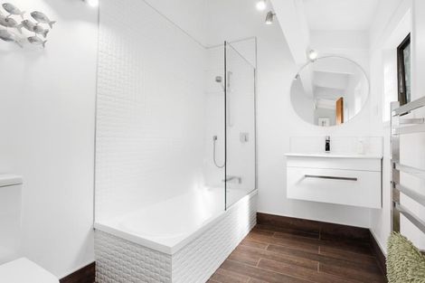 Photo of property in 7 Selwyn Avenue, Glen Eden, Auckland, 0602