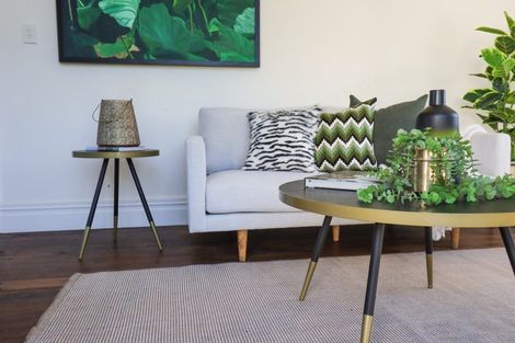 Photo of property in 9 Perrin Place, Kelvin Grove, Palmerston North, 4414