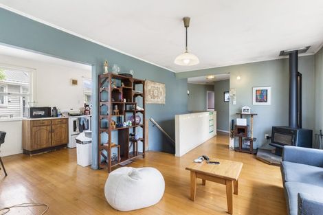 Photo of property in 11 Sycamore Drive, Sunnynook, Auckland, 0620