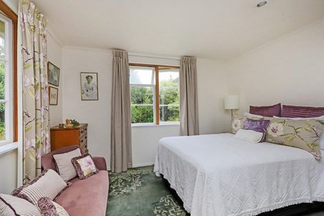 Photo of property in 1106 Cunningham Crescent, Mayfair, Hastings, 4122