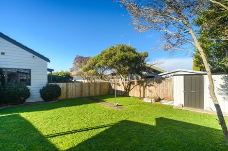 Photo of property in 6 Willowstream Grove, Cloverlea, Palmerston North, 4412