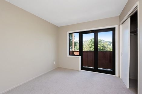 Photo of property in 19a Tio Tio Road, Miramar, Wellington, 6022