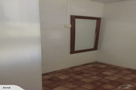 Photo of property in 2c/7-11 Bute Road, Browns Bay, Auckland, 0630