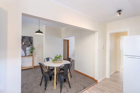 Photo of property in 5 Mangaroa Hill Road, Clouston Park, Upper Hutt, 5018