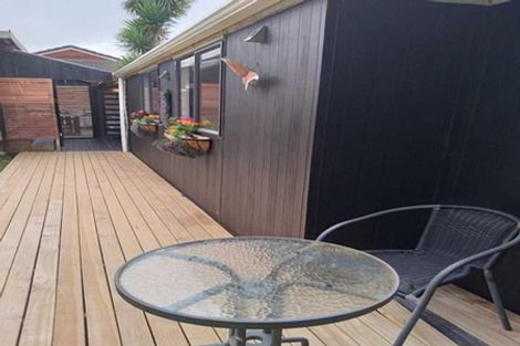 Photo of property in 252 Sturges Road, Henderson, Auckland, 0612