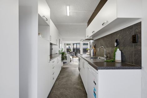 Photo of property in 40g Maunganui Road, Mount Maunganui, 3116