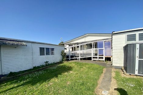 Photo of property in 35 Fairlight Place, Manurewa, Auckland, 2102