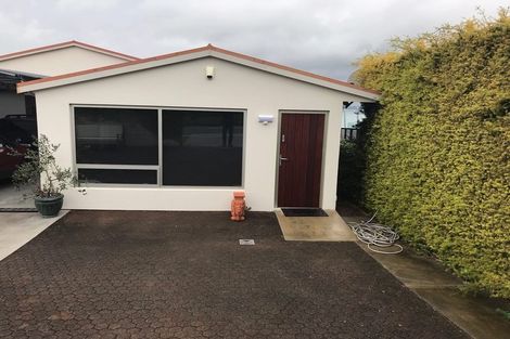 Photo of property in 69 Omokoroa Road, Omokoroa, 3114