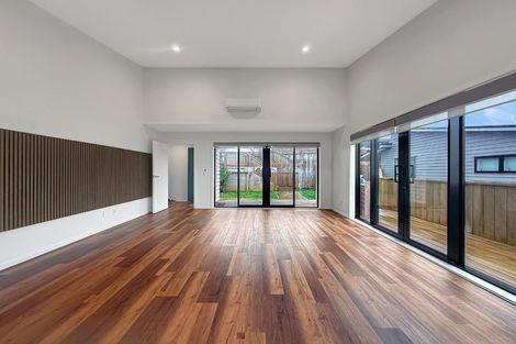 Photo of property in 18 Cathie Place, Karori, Wellington, 6012