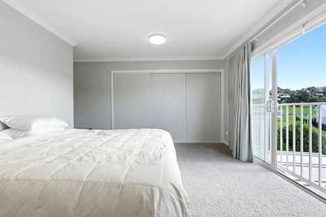 Photo of property in 56 Panorama Heights, Orewa, 0931