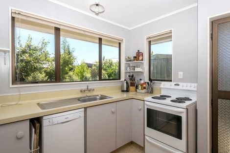 Photo of property in 2/27 Henry Street, Blenheim, 7201