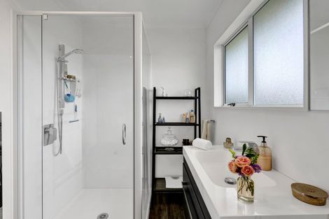 Photo of property in 1/353 Saint Aubyn, Moturoa, New Plymouth, 4310