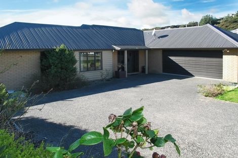 Photo of property in 6 Botany Lane, Whitby, Porirua, 5024