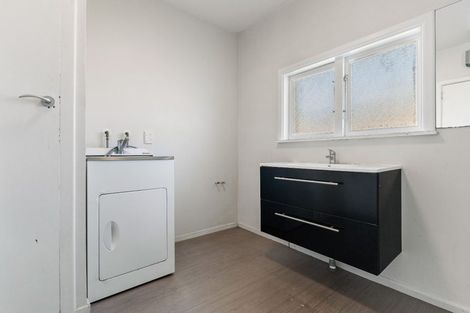 Photo of property in 265 Cranford Street, St Albans, Christchurch, 8052